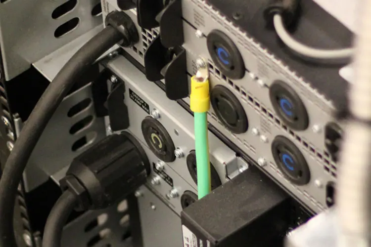 Low voltage installation at Knife River